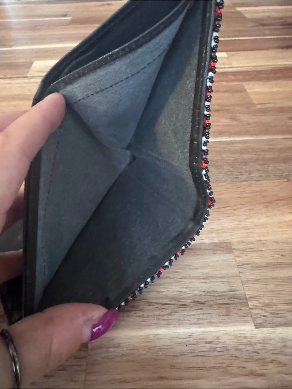 Seed Beaded Men’s Bifold wallet with Geometric design genuine cowhide